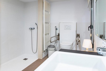 Salle de bains PMR, quels am&eacute;nagements pr&eacute;voir pr&egrave;s de Strasbourg ?
